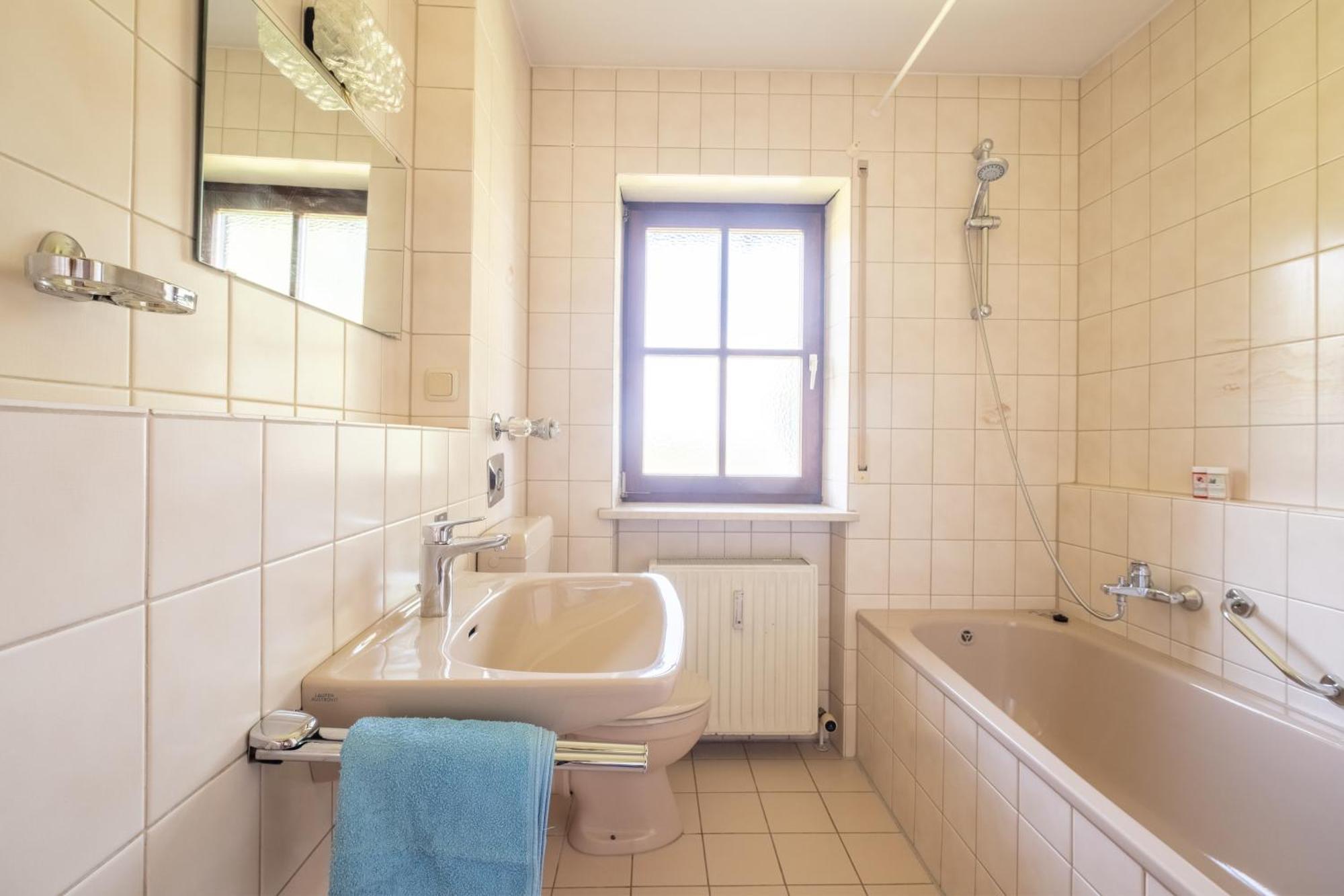 Gemuetliches Wohlfuehl-Apartment Mit Perfektem Seeblick Дісен-ам-Аммерзе Екстер'єр фото