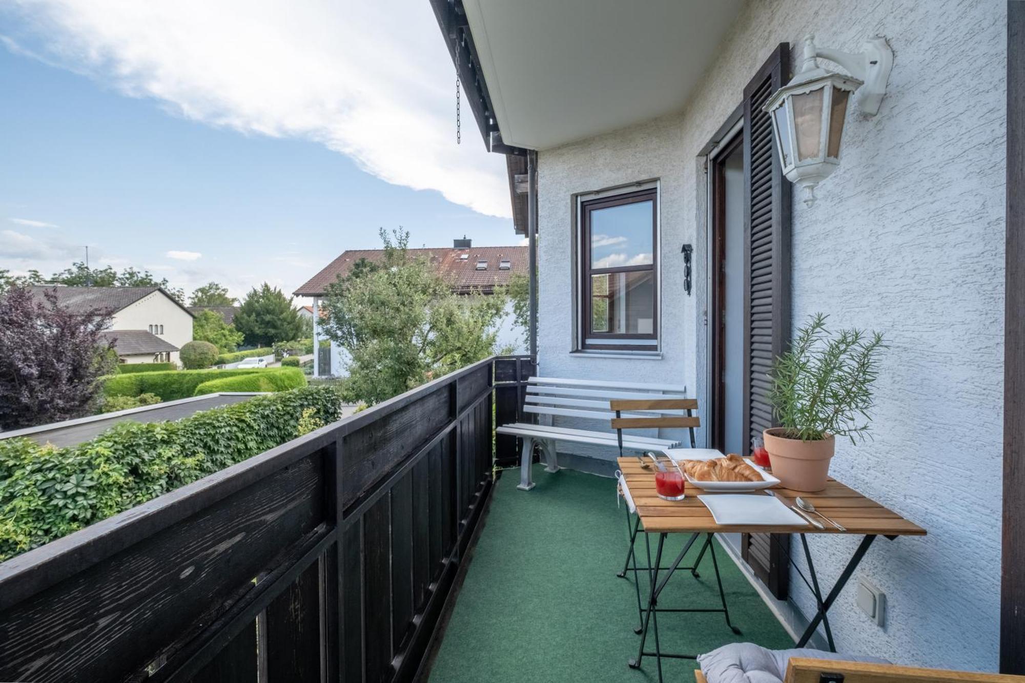 Gemuetliches Wohlfuehl-Apartment Mit Perfektem Seeblick Дісен-ам-Аммерзе Екстер'єр фото